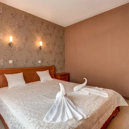 Prestige Hotel 3*