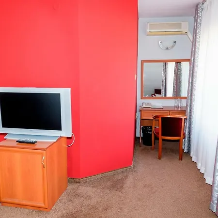 Prestige Hotel 3*
